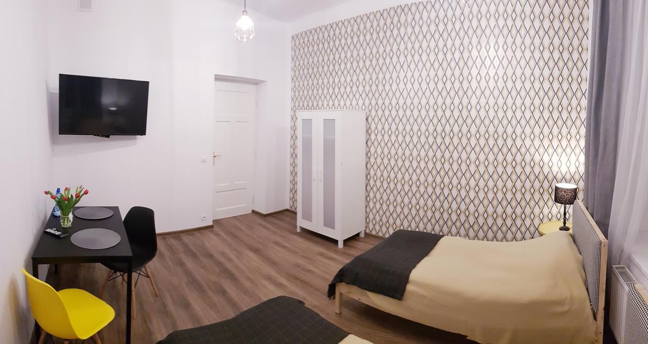Guest Room Rowna Κίελτσε Εξωτερικό φωτογραφία