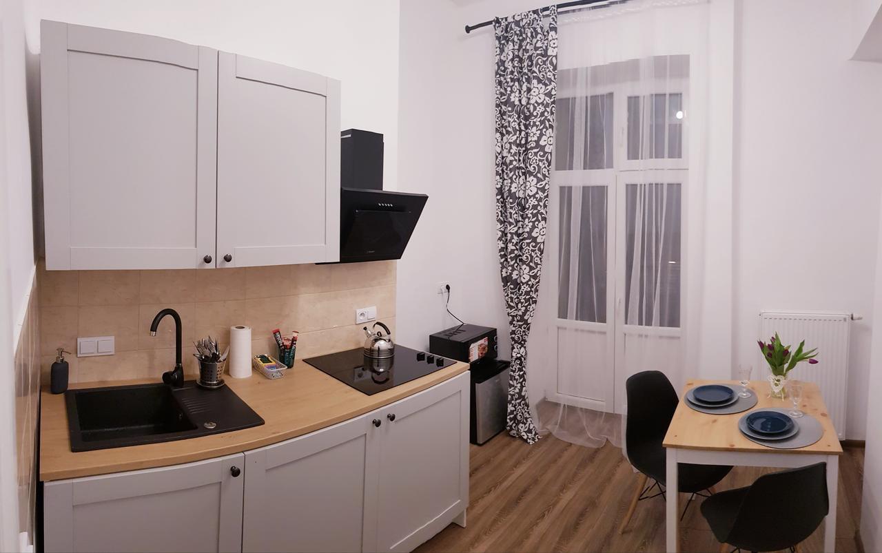 Guest Room Rowna Κίελτσε Εξωτερικό φωτογραφία