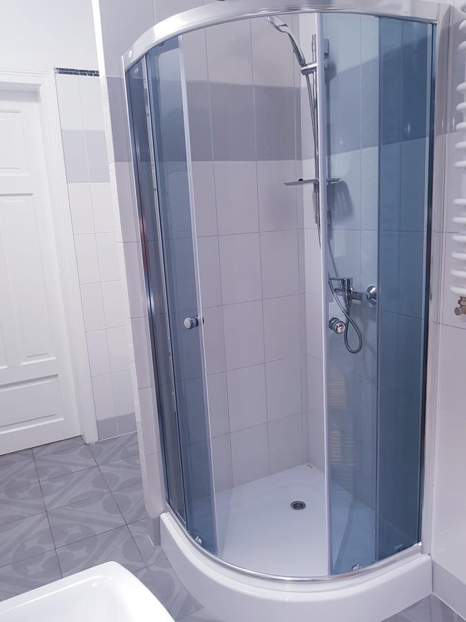 Guest Room Rowna Κίελτσε Εξωτερικό φωτογραφία
