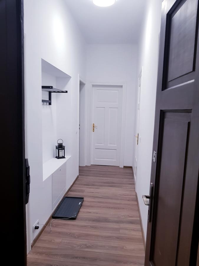 Guest Room Rowna Κίελτσε Εξωτερικό φωτογραφία