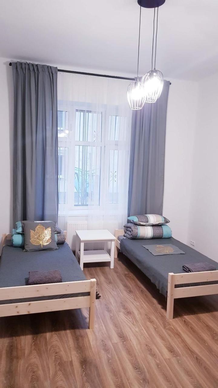 Guest Room Rowna Κίελτσε Εξωτερικό φωτογραφία